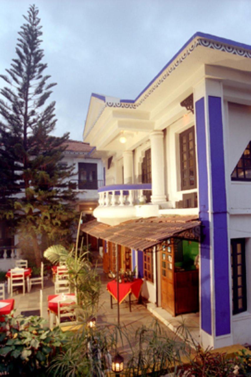 Hotel The Ronil Royale Calangute Esterno foto